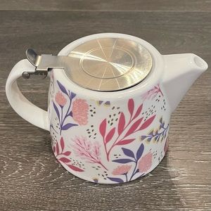 Single serve tea pot